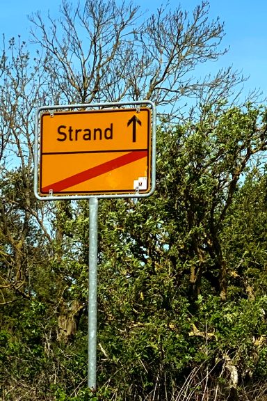 Zum Strand